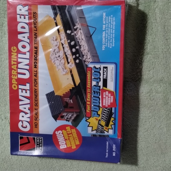 VTG Life Like Train- Operating Gravel Unloader HO  Scale Scenery, All HO Layouts - Picture 1 of 5